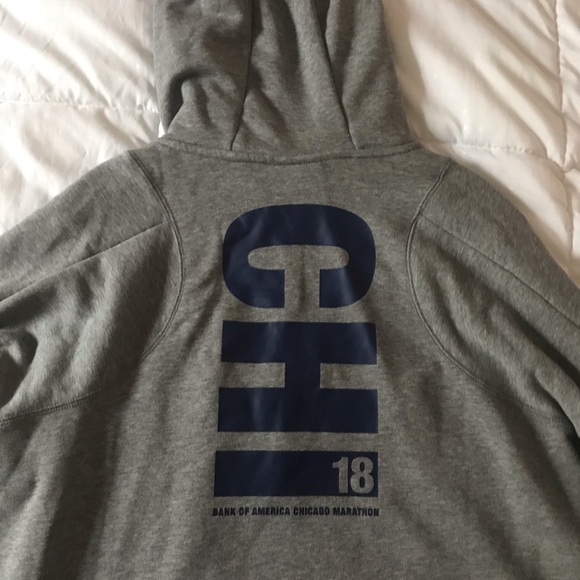 Men’s Nike Chicago marathon hoodie - Picture 2 of 5